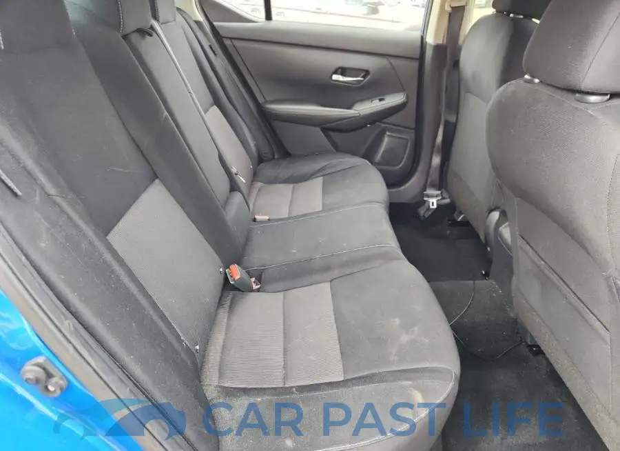 3N1AB8CV2LY215218# 10