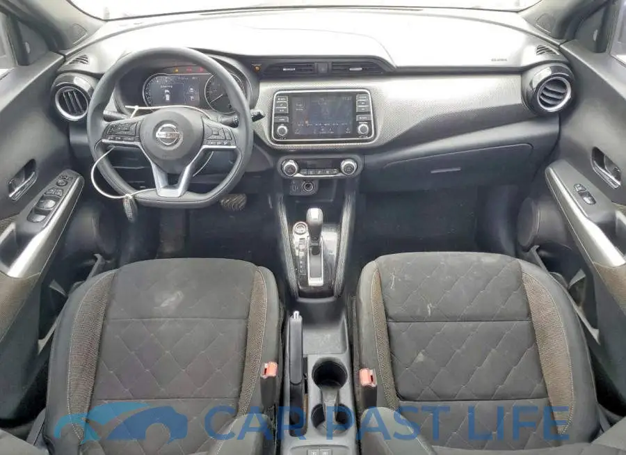 3N1CP5CV6LL527905# 8
