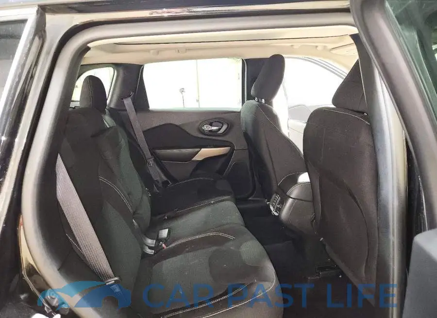 1C4PJMCB2HW584135# 11