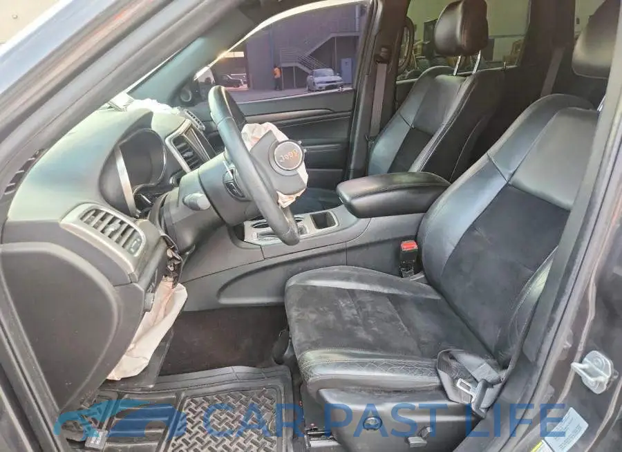1C4RJEAG1HC915785# 7