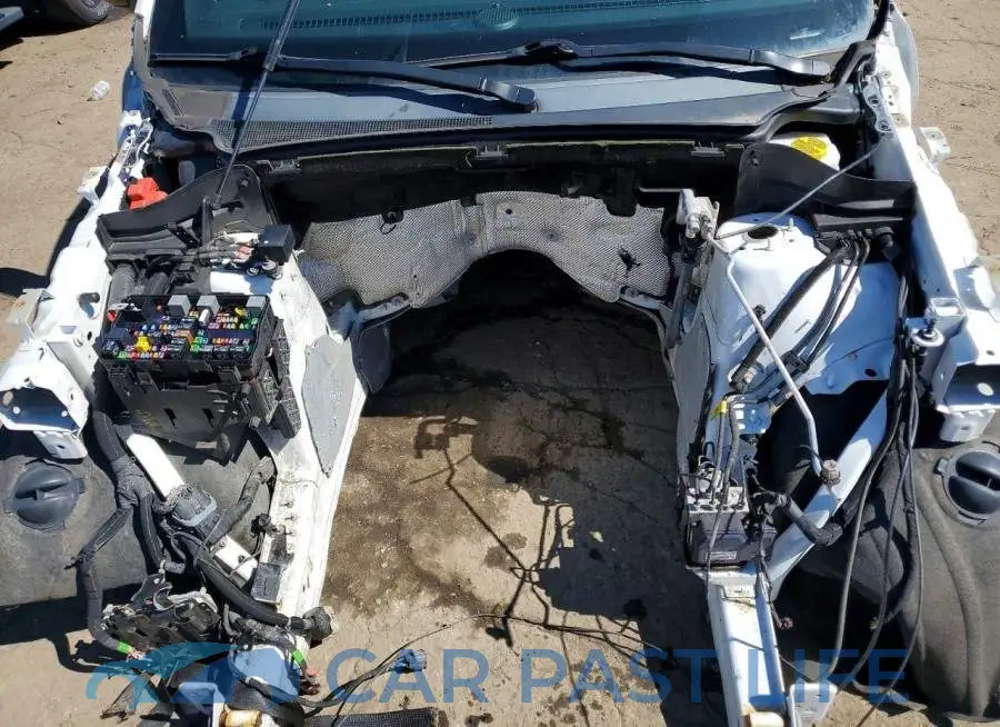 1C4RJFAG2JC104928# 12