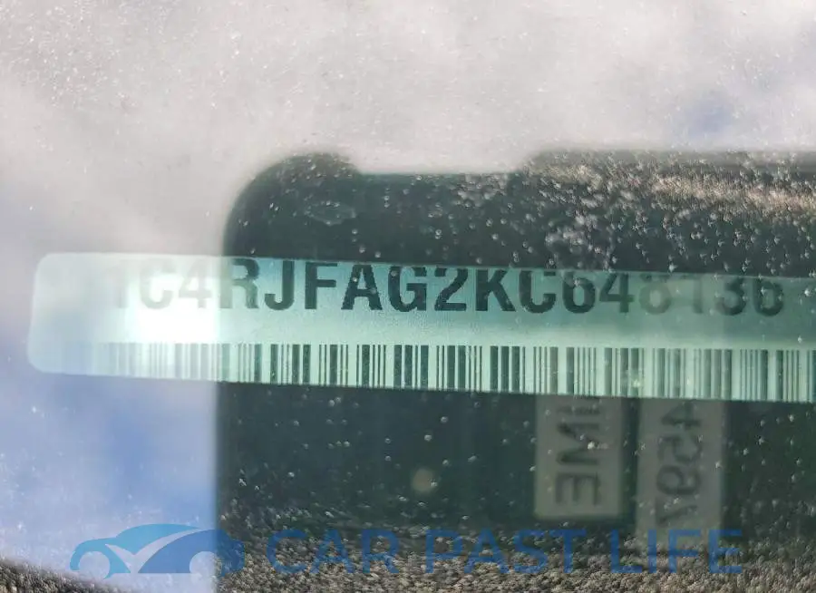 1C4RJFAG2KC648136# 13