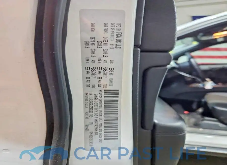 1C4RJFAG6JC502188# 14