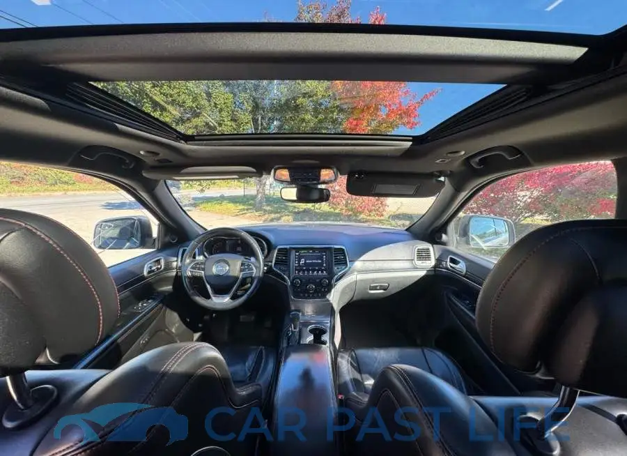 1C4RJFLGXJC300287# 9