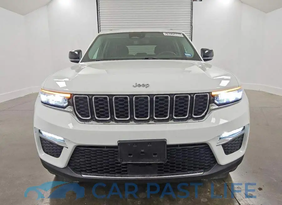 1C4RJHBG3PC500868# 5
