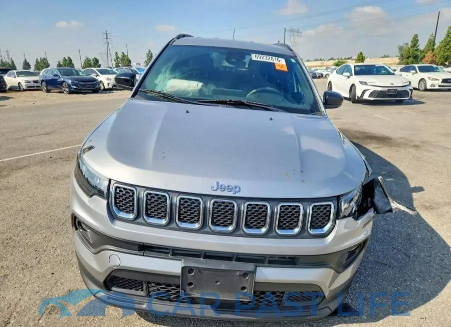3C4NJDBN4PT562578# 5