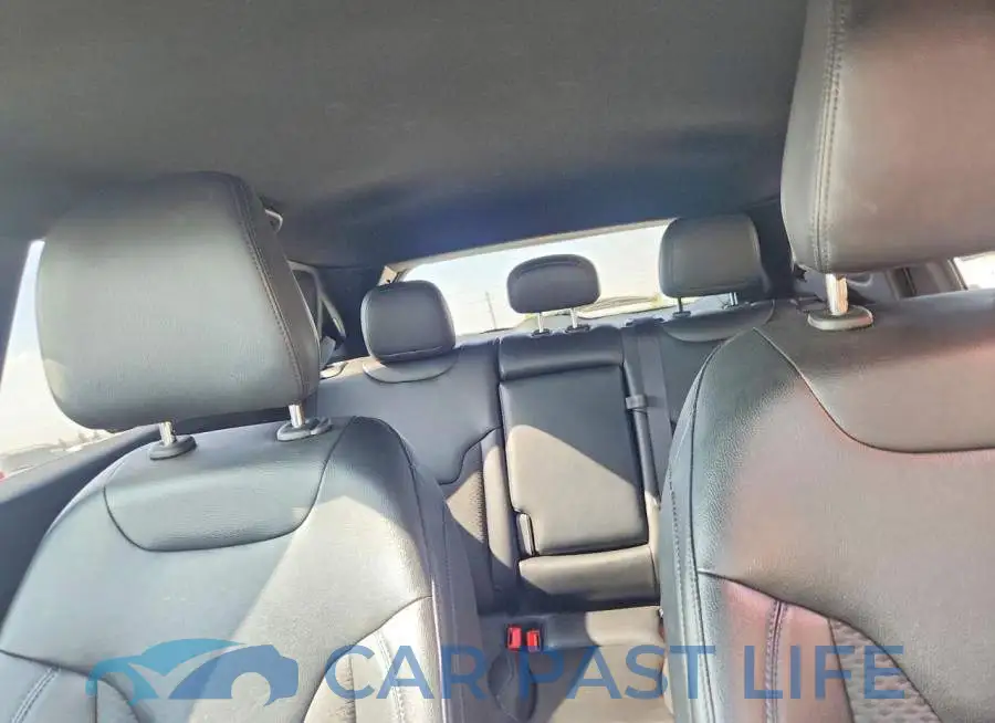 3C4NJDBN4PT562578# 10