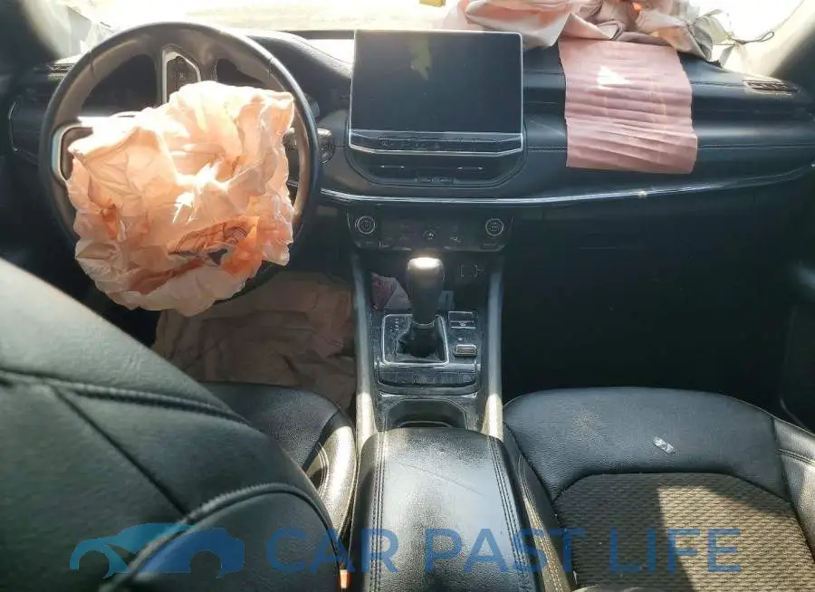 3C4NJDBN9RT142561# 8
