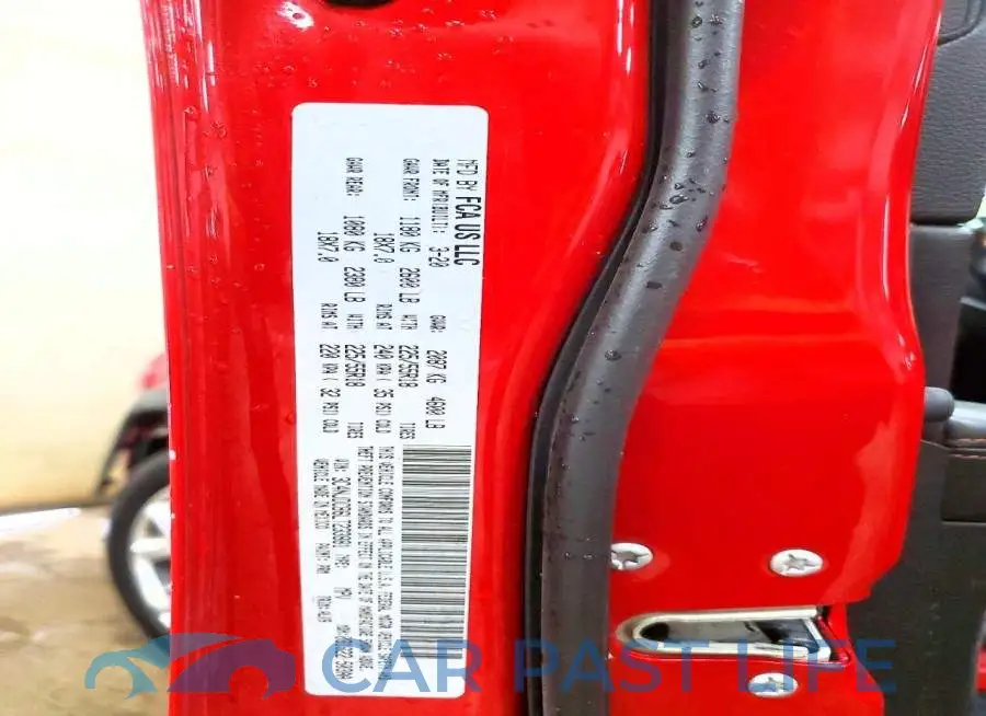 3C4NJDCB6LT233881# 13