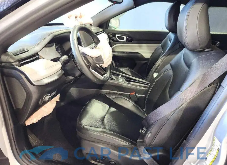 3C4NJDCN4ST619594# 7