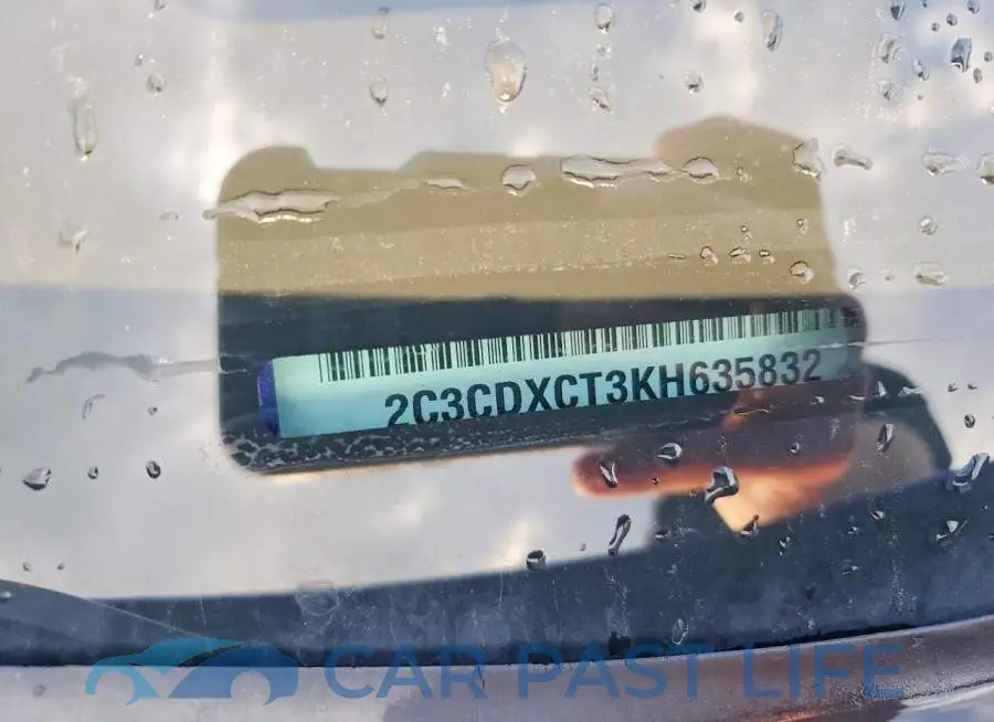 2C3CDXCT3KH635832# 12