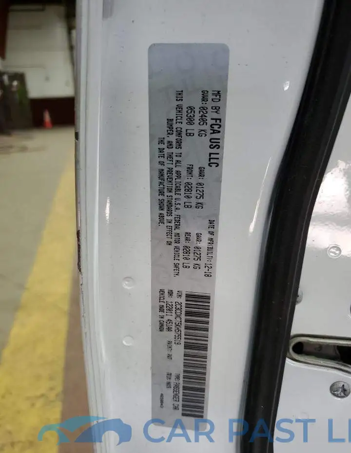 2C3CDXCT5KH575519# 12
