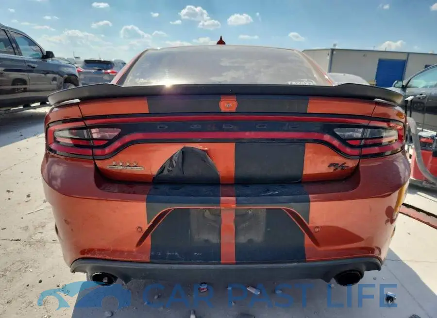 2C3CDXCT5LH212204# 6
