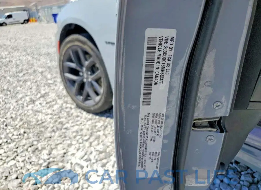2C3CDXCT5MH682377# 12