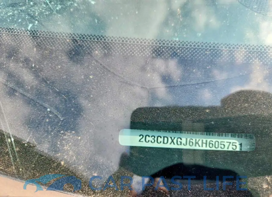 2C3CDXGJ6KH605751# 12