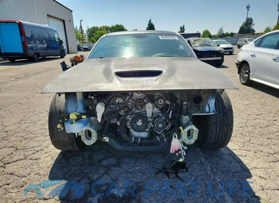 2C3CDZFJ2KH626108# 5