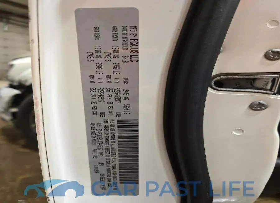 3C4PDCABXJT445127# 13