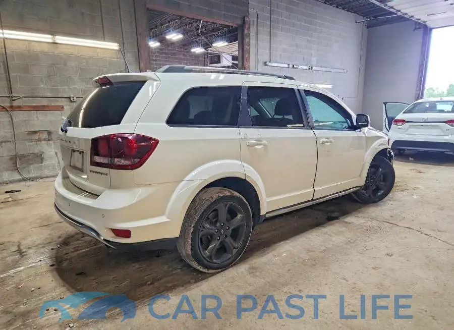 3C4PDCGB2LT271113# 3