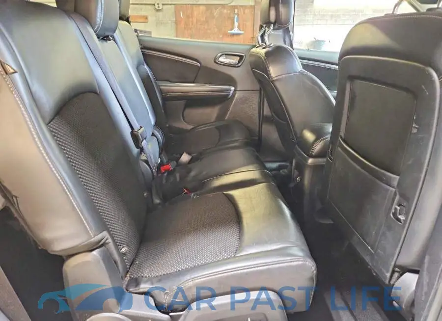 3C4PDCGB2LT271113# 11