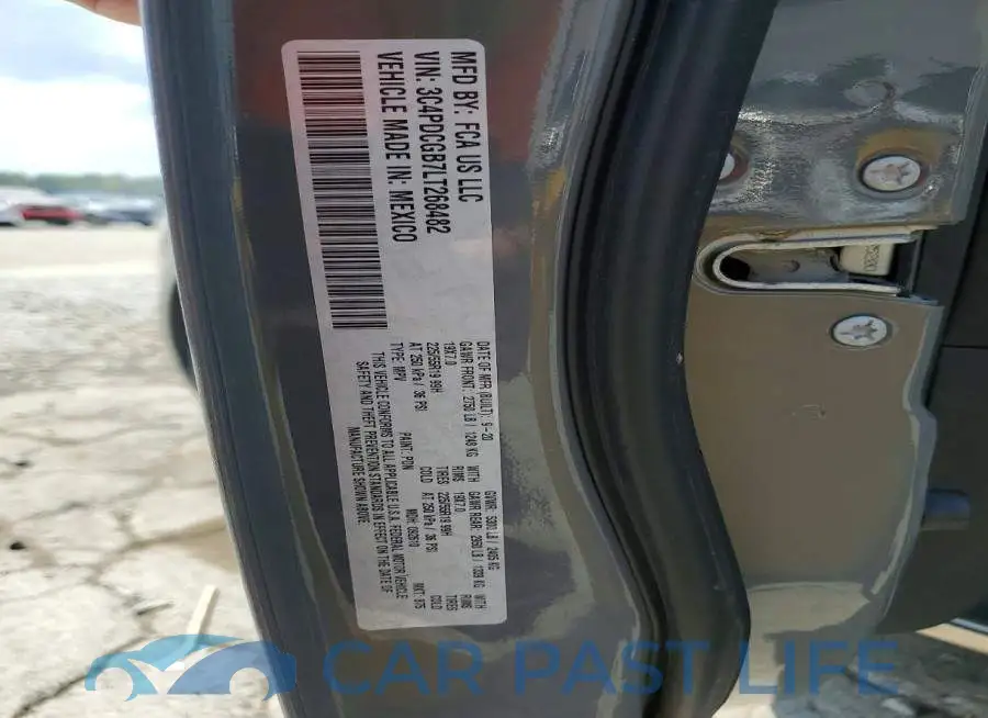 3C4PDCGB7LT268482# 13