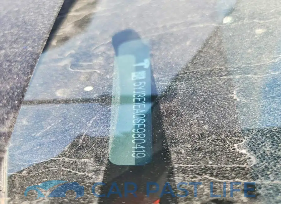 5YJ3E1EA0SF980419# 12