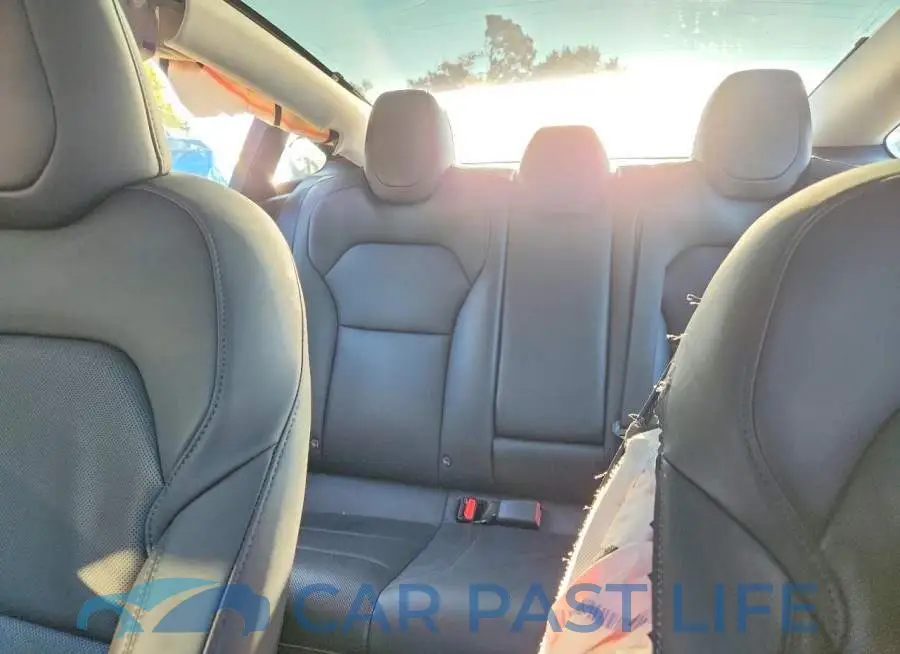 5YJ3E1EAXSF051158# 10