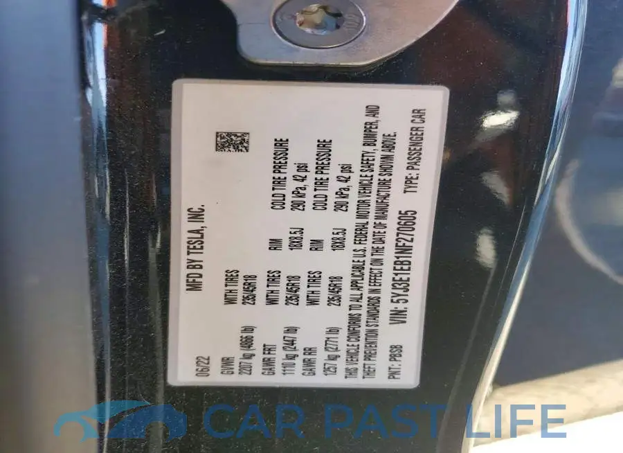 5YJ3E1EB1NF270605# 12