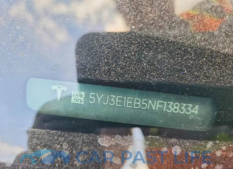 5YJ3E1EB5NF138334# 13