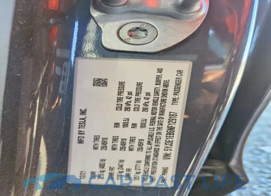 5YJ3E1EB6NF129187# 13