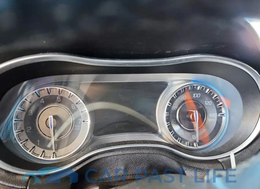 2C3CCAEG0JH152569# 9