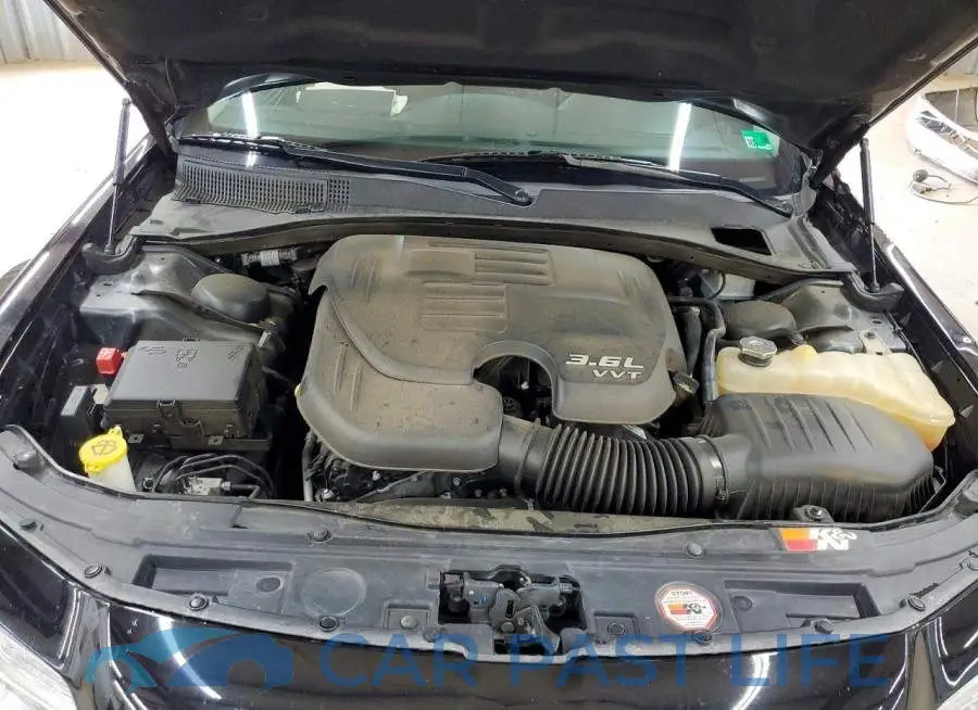 2C3CCAEG4HH558557# 11