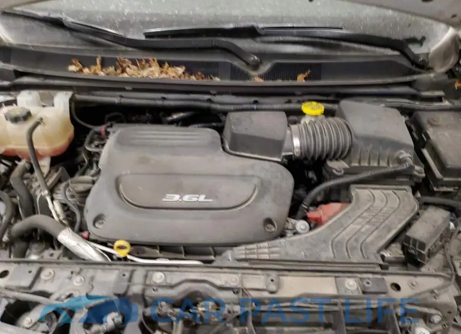 2C4RC1CGXHR599195# 12