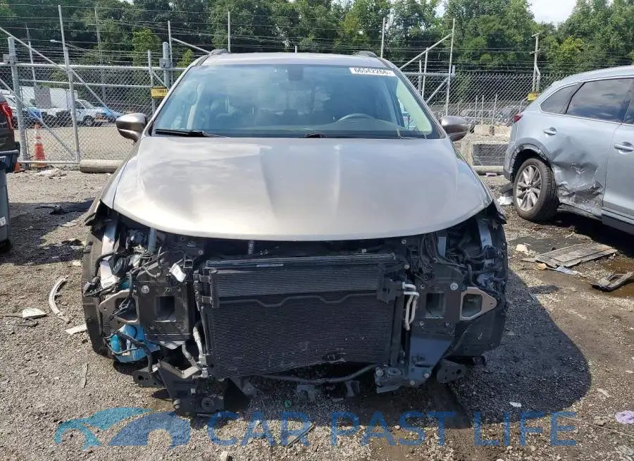 2C4RC1FG1JR133379# 5