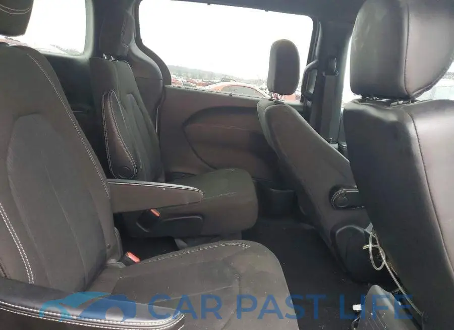 2C4RC1FG3MR513053# 11