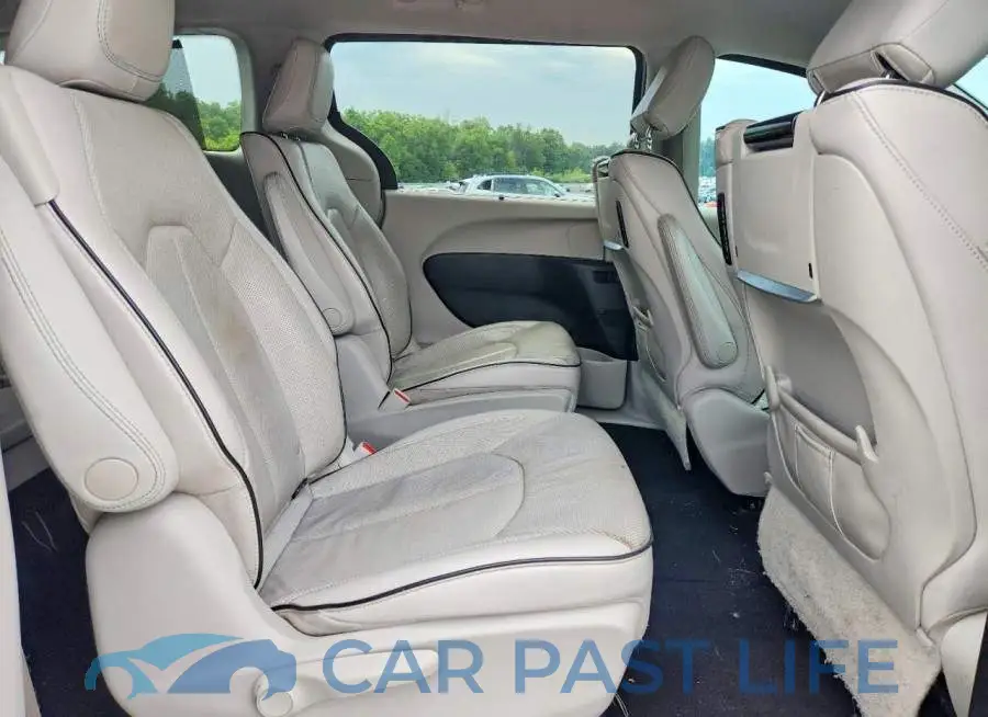 2C4RC1N70JR109642# 11