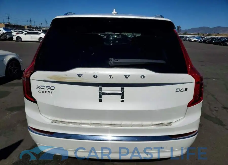 YV4062PB7S1372799# 6
