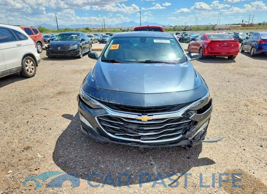 1G1ZB5ST1LF155592# 5