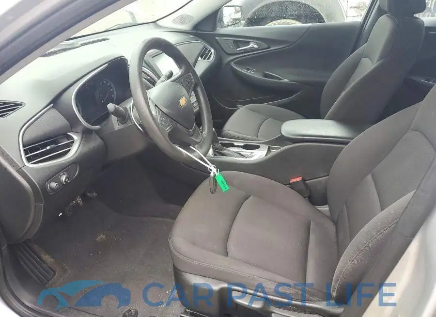 1G1ZB5ST8JF205028# 7