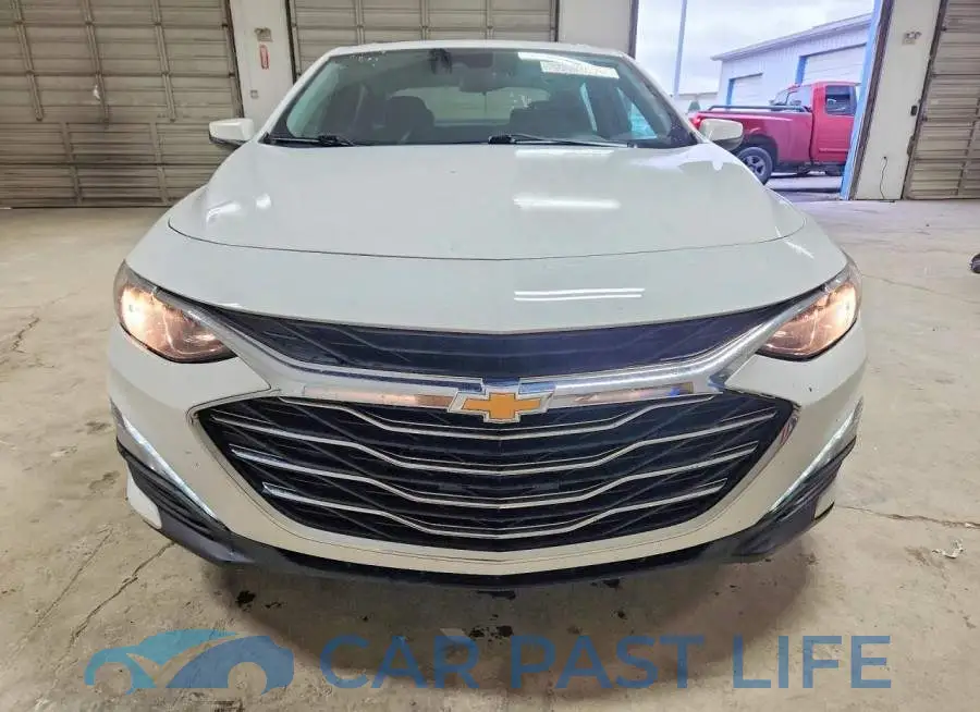 1G1ZD5ST2RF144412# 5