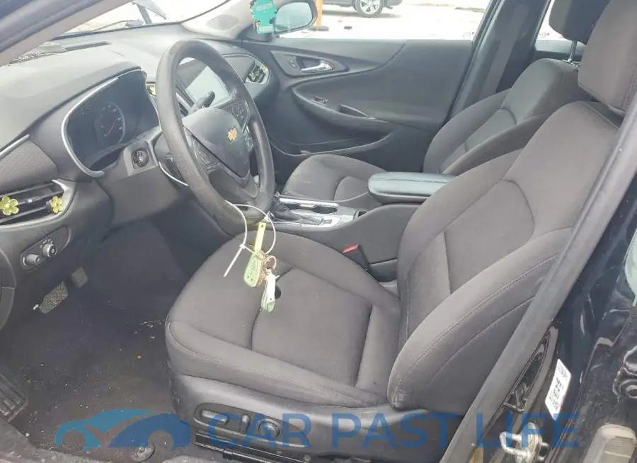 1G1ZD5ST4NF124866# 7