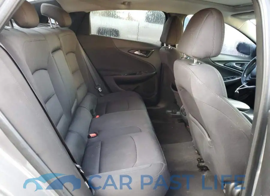 1G1ZD5ST5JF229975# 10