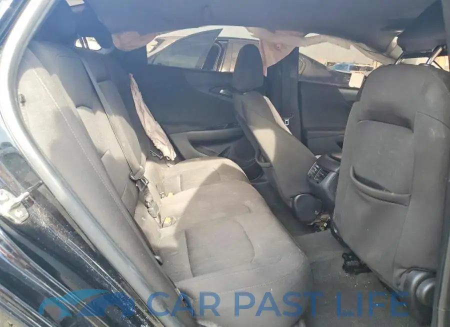 1G1ZD5ST7KF135100# 10