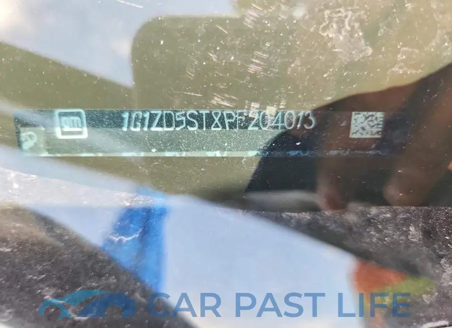 1G1ZD5ST8PF204013# 12