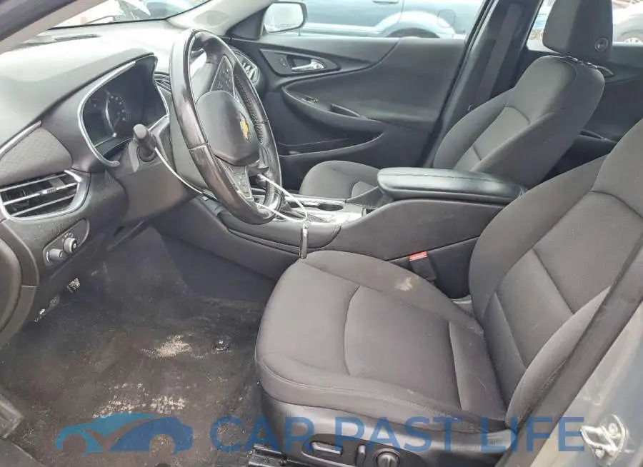 1G1ZD5ST9JF125912# 7