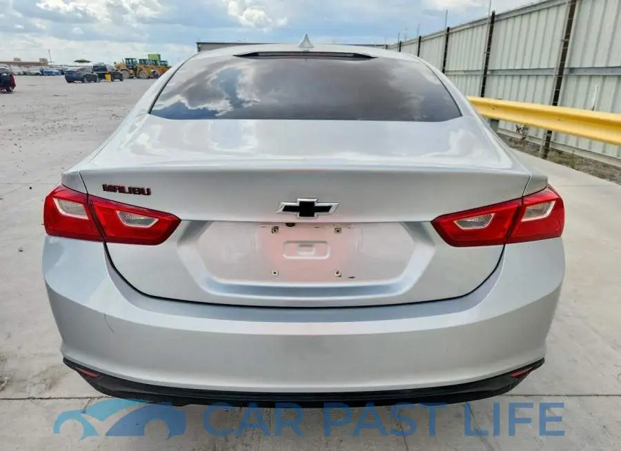 1G1ZD5ST9JF228487# 6