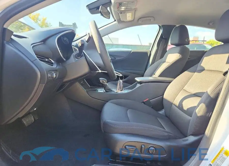 1G1ZD5ST9PF160796# 7