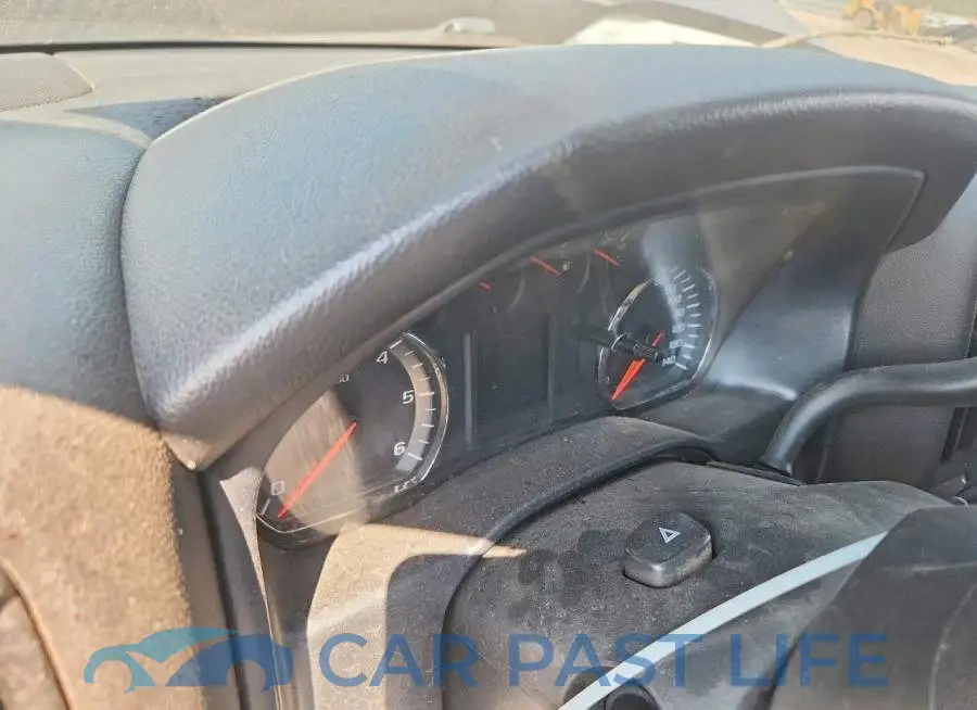 1GC2KUEG6JZ329086# 9