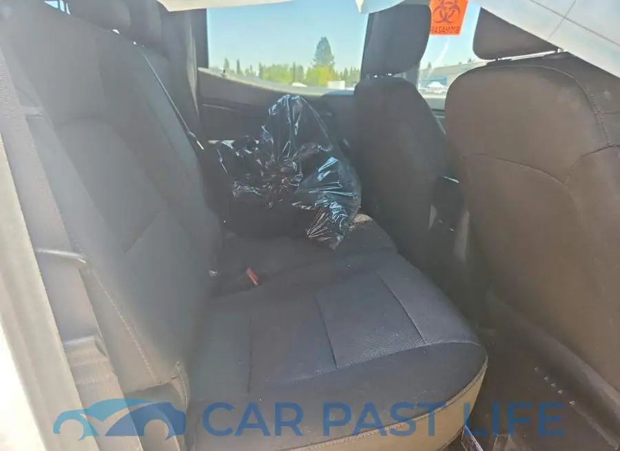 1GCPTEEK7P1166811# 10
