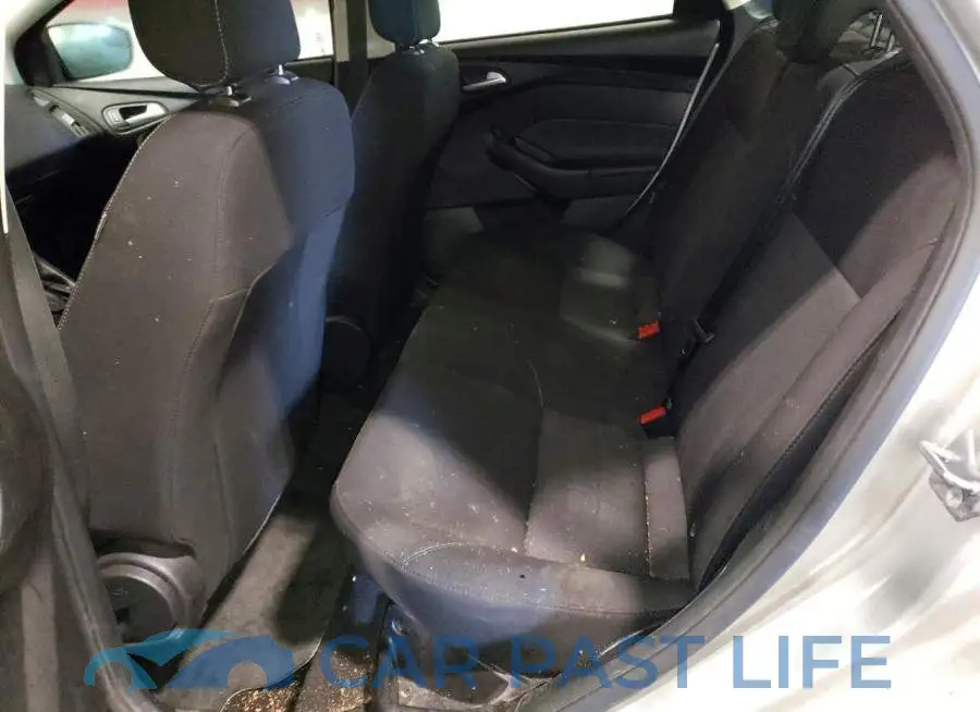1FADP3F2XJL329107# 10