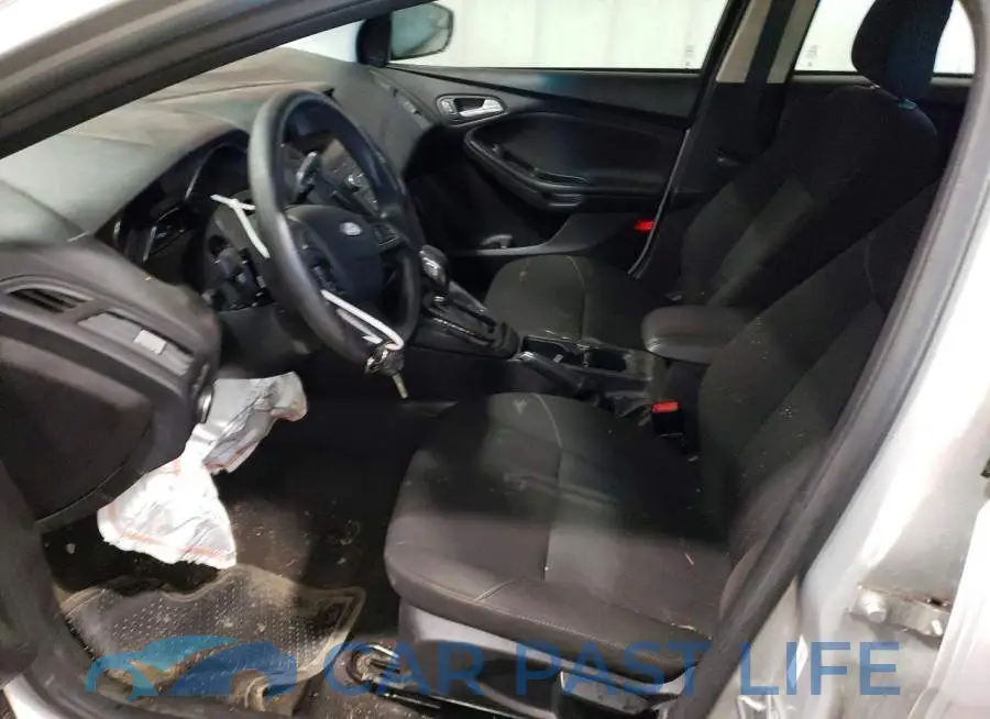 1FADP3F2XJL329107# 7